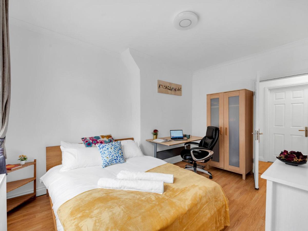 Appartement Pass The Keys - Spacious Modern 2br Flat For 6, 3min Walk To Hammersmith Station